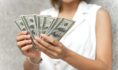 Qual a diferença entre o dólar comercial e o dólar turismo